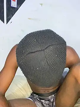 Snapshot of Jaydemasked chatting on March 25, 12:27 am Jaydemasked online show from March 25, 12:27 am