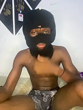 Snapshot of Jaydemasked chatting on March 28, 3:28 am Jaydemasked online show from March 28, 3:28 am