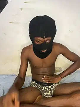 Snapshot of Jaydemasked chatting on April 11, 10:08 am Jaydemasked online show from April 11, 10:08 am