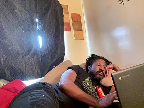 viceutk1 online show from September 28, 3:50 pm