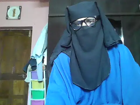 Snapshot of nasrin_katoon_7 chatting on September 9, 9:42 am nasrin katoon 7 online show from September 9, 9:42 am