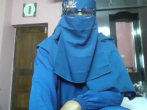 Snapshot of nasrin_katoon_7 chatting on September 16, 9:54 am nasrin katoon 7 online show from September 16, 9:54 am
