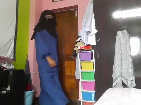 Snapshot of nasrin_katoon_7 chatting on September 29, 7:13 am nasrin katoon 7 online show from September 29, 7:13 am
