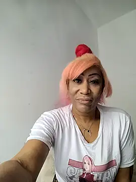 iamlalamilano online show from April 1, 12:50 pm