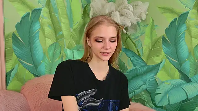 4example Chloe online show from March 29, 5:40 am