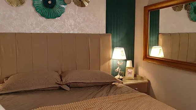 4example Chloe online show from May 9, 5:23 am