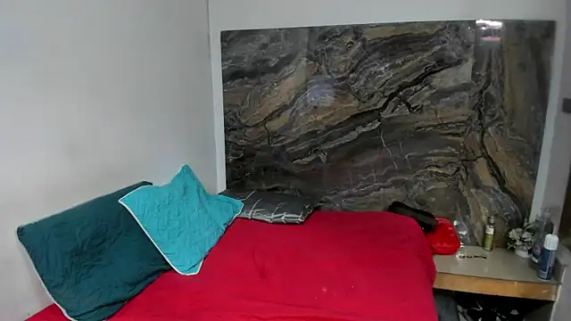 Snapshot of Alexayblake chatting on November 4, 7:35 pm Alexayblake online show from November 4, 7:35 pm