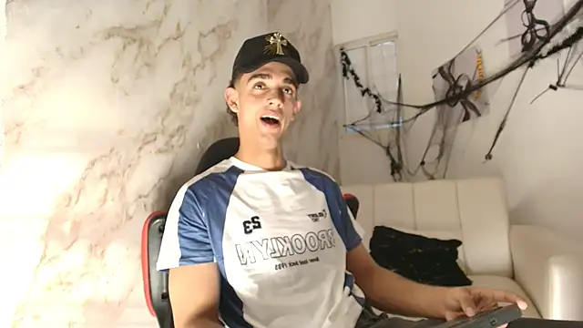 nathan shimmer online show from November 1, 9:06 pm