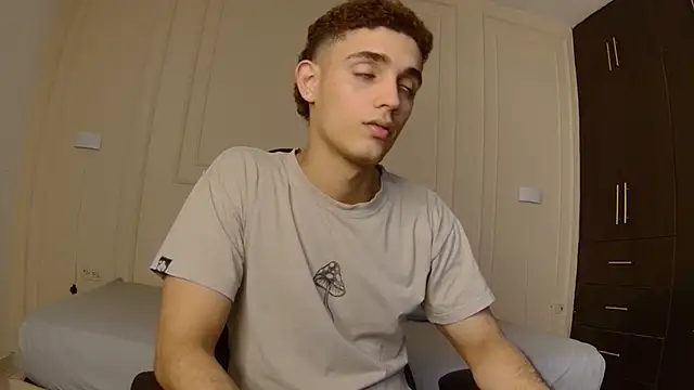 nathan shimmer online show from February 4, 9:20 pm