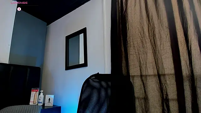 Snapshot of Maximo_Wolff chatting on October 2, 8:05 pm Maximo Wolff online show from October 2, 8:05 pm