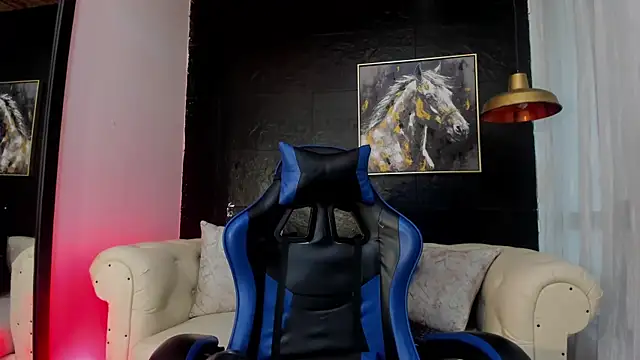 Snapshot of Maximo_Wolff chatting on October 4, 8:07 pm Maximo Wolff online show from October 4, 8:07 pm