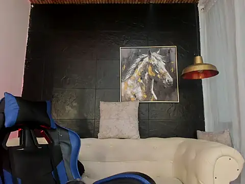 Snapshot of Maximo_Wolff chatting on October 6, 7:55 pm Maximo Wolff online show from October 6, 7:55 pm