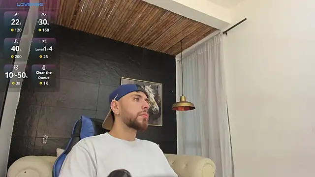 Snapshot of Maximo_Wolff chatting on October 21, 8:09 pm Maximo Wolff online show from October 21, 8:09 pm