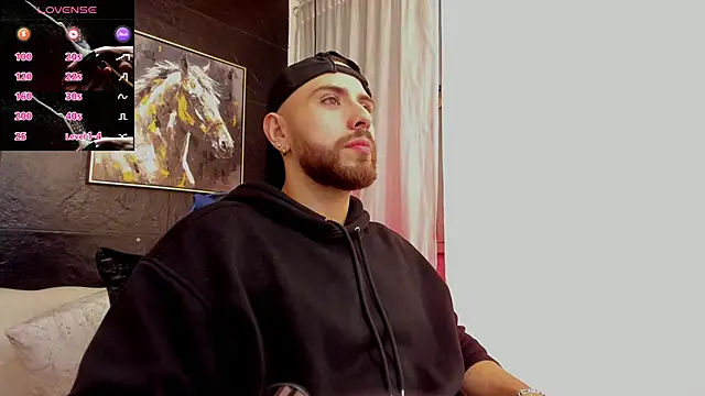 Maximo Wolff online show from November 13, 9:36 pm