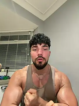 Snapshot of platimumdaddy chatting on February 8, 2:04 am platimumdaddy online show from February 8, 2:04 am