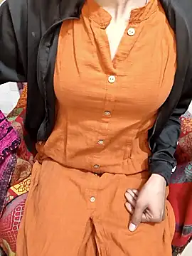 Snapshot of Cute_Manju01 chatting on January 13, 3:34 am Cute Manju01 online show from January 13, 3:34 am