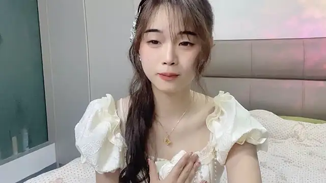 kexin a online show from February 7, 1:15 pm