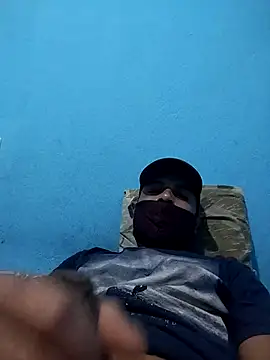 Snapshot of g91991 chatting on November 22, 7:24 pm g91991 online show from November 22, 7:24 pm