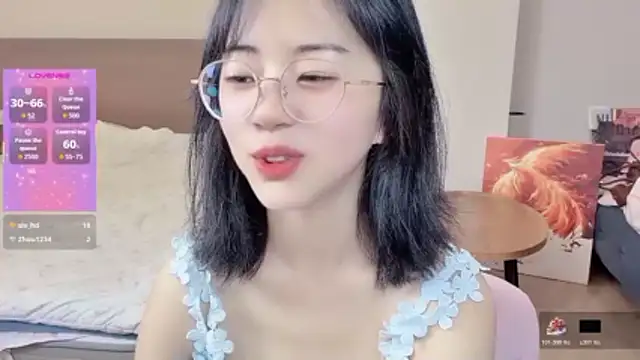 nini a online show from March 28, 2:11 am