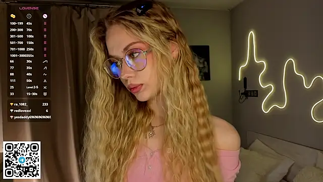 BeatrixCharton online show from September 20, 6:31 pm