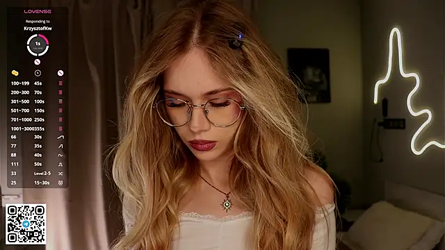 BeatrixCharton online show from October 17, 4:20 pm