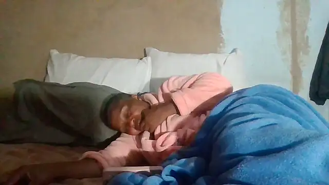 Snapshot of Nicky52 chatting on November 28, 6:32 pm Nicky52 online show from November 28, 6:32 pm