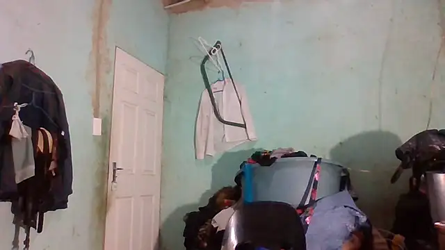 Snapshot of Nicky52 chatting on December 5, 8:27 pm Nicky52 online show from December 5, 8:27 pm