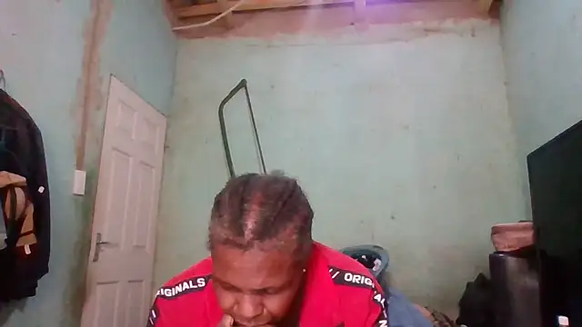 Snapshot of Nicky52 chatting on December 14, 1:49 pm Nicky52 online show from December 14, 1:49 pm