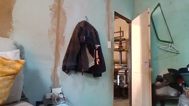 Snapshot of Nicky52 chatting on January 6, 4:27 am Nicky52 online show from January 6, 4:27 am