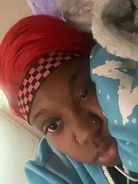 HennessyBaby21 online show from April 30, 1:28 pm
