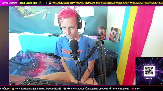 Snapshot of DaveLindau chatting on February 2, 2:49 pm DaveLindau online show from February 2, 2:49 pm