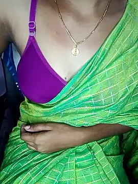 Snapshot of Nidhi_lovely chatting on January 10, 3:08 am Nidhi lovely online show from January 10, 3:08 am