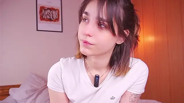 Snapshot of Asecondsoul chatting on February 1, 5:39 am Asecondsoul online show from February 1, 5:39 am