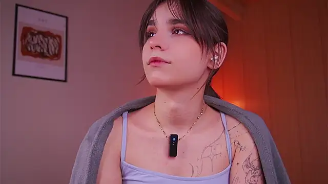 Snapshot of Asecondsoul chatting on February 8, 5:33 am Asecondsoul online show from February 8, 5:33 am