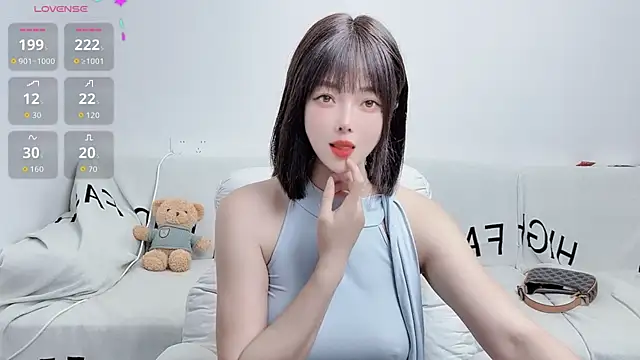 Snapshot of uikyy1 chatting on October 21, 12:50 pm uikyy1 online show from October 21, 12:50 pm