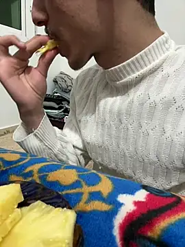 HitShelf online show from January 13, 11:10 pm