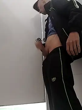 nacho20cmhot online show from September 28, 4:45 pm