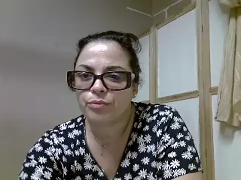 Snapshot of ITALIANASISIXX chatting on January 4, 5:05 pm ITALIANASISIXX online show from January 4, 5:05 pm