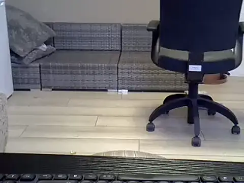 ITALIANASISIXX online show from January 14, 7:47 am