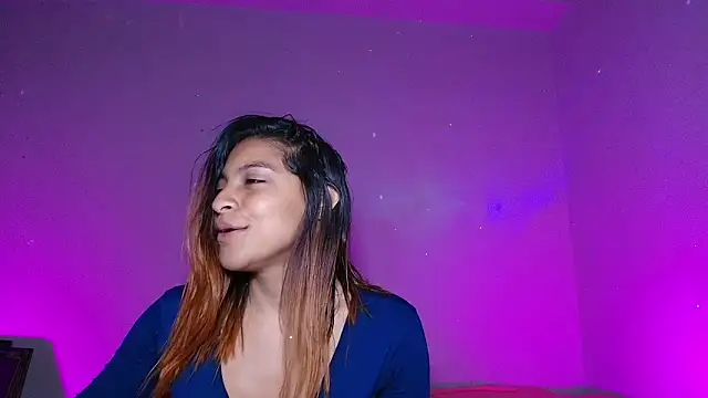 Snapshot of m_rosee chatting on March 24, 2:11 pm m rosee online show from March 24, 2:11 pm