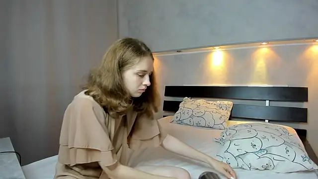 Snapshot of Camilla_Kelly chatting on September 20, 12:22 am Camilla Kelly online show from September 20, 12:22 am