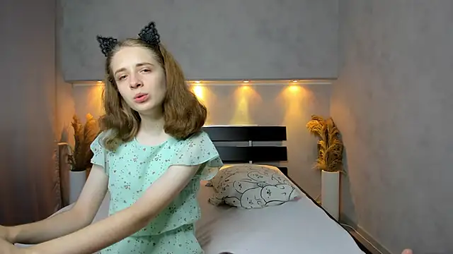 Snapshot of Camilla_Kelly chatting on September 26, 12:14 am Camilla Kelly online show from September 26, 12:14 am