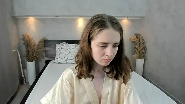 Snapshot of Camilla_Kelly chatting on October 25, 1:13 am Camilla Kelly online show from October 25, 1:13 am