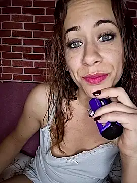 HotGinger66 online show from May 18, 9:37 am