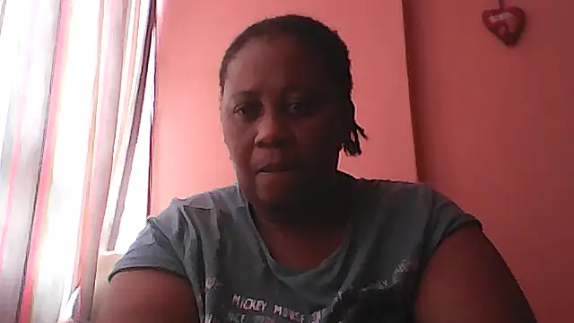 Snapshot of HUGEASSXXXXX chatting on October 7, 5:48 am HUGEASSXXXXX online show from October 7, 5:48 am