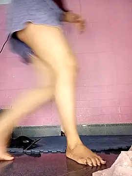 Snapshot of Rose_194 chatting on October 16, 1:12 pm Rose 194 online show from October 16, 1:12 pm