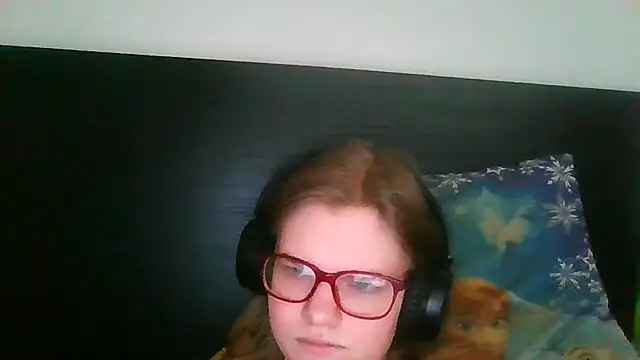 Snapshot of Moonolighta chatting on January 15, 10:42 am Moonolighta online show from January 15, 10:42 am