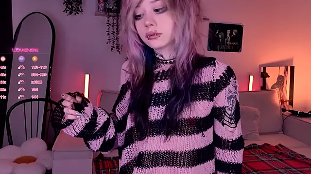 Snapshot of Lollyshy chatting on November 20, 9:31 am Lollyshy online show from November 20, 9:31 am