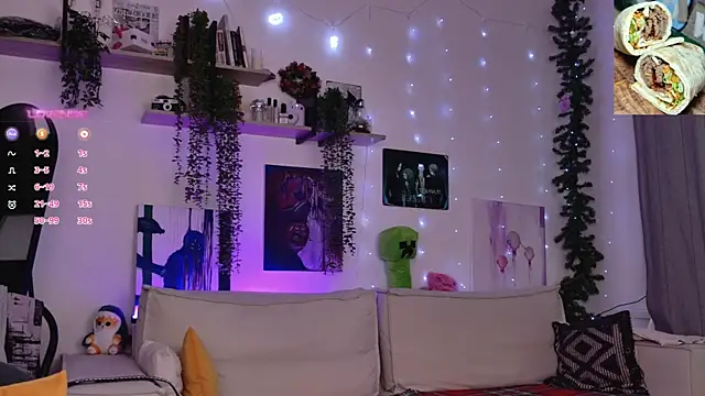 Snapshot of Lollyshy chatting on January 14, 9:48 am Lollyshy online show from January 14, 9:48 am