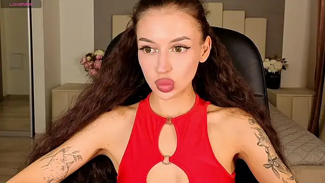 Alexa   Hill online show from September 14, 9:58 pm